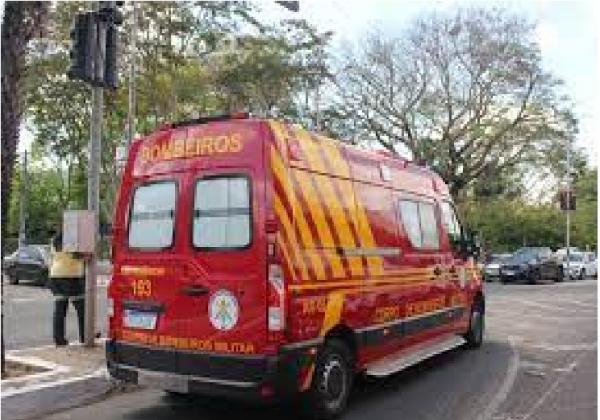 Fábrica de roupas é atingida por incêndio em Teresina; populares ajudaram a apagar