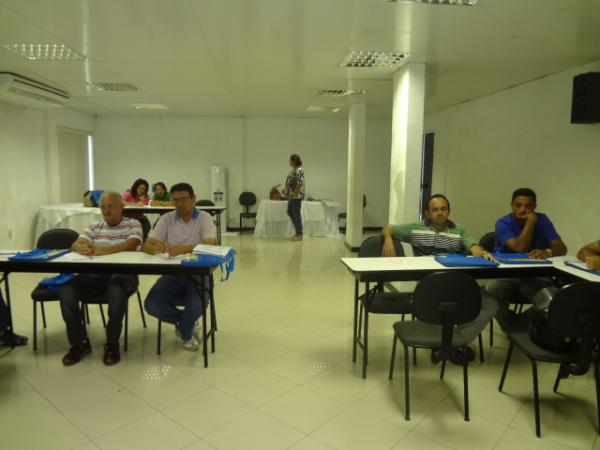 Curso de Boas Pr&aacute;ticas de Fabrica&ccedil;&atilde;o de Alimentos.(Imagem:FlorianoNews)