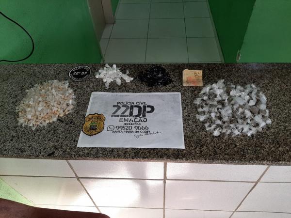 Homem é preso com 325 pedras de crack vendendo em via pública na Zona Norte de Teresina
