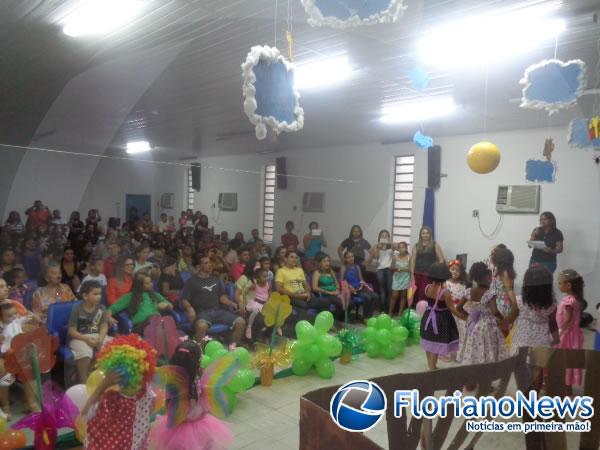 Alunos da Educa&ccedil;&atilde;o Infantil do SESC apresentaram pe&ccedil;a teatral para os pais.(Imagem:FlorianoNews)