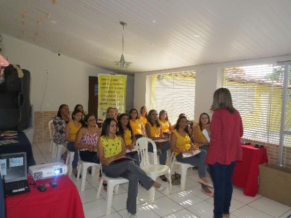 Centro Educacional Peniel realiza formação de professores para tratar da BNCC