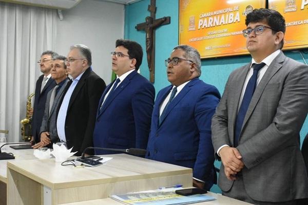 Rafael Fonteles em cerim&ocirc;nia de entrega do T&iacute;tulo de Cidadania Parnaibana(Imagem:Reprodu&ccedil;&atilde;o)