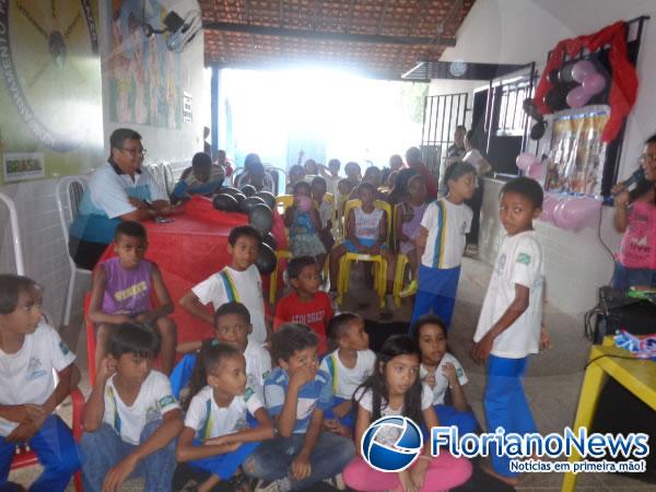 Dia da Consci&ecirc;ncia Negra &eacute; celebrado na Escola Municipal Binu Le&atilde;o. (Imagem:FlorianoNews)