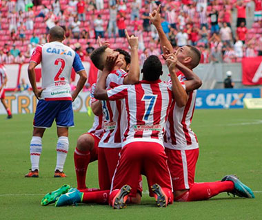 Náutico vence Bahia e embola grupo do Altos no Nordestão