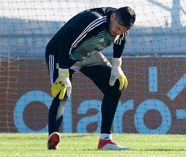 Goleiro da Argentina sofre lesão e está fora da Copa do Mundo