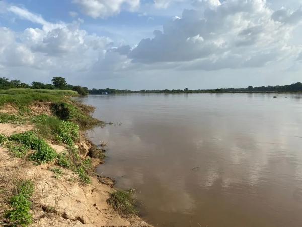 Jovem morre e outro é procurado após se afogarem no Rio Parnaíba, em Teresina