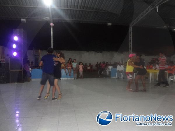 Avel&atilde; Miranda e Aluana Moreira e Sebasti&atilde;o da Silva e Bet&acirc;nia Concei&ccedil;&atilde;o.(Imagem:FlorianoNews)