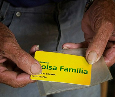 Bolsa família no Piauí sofre auditoria e encontra beneficiado com 5 carros