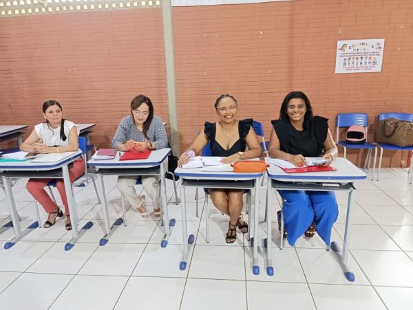  CARNAPPAIC: Forma&ccedil;&atilde;o para Alfabetiza&ccedil;&atilde;o na Idade Certa &eacute; realizada em Floriano(Imagem:FlorianoNews)