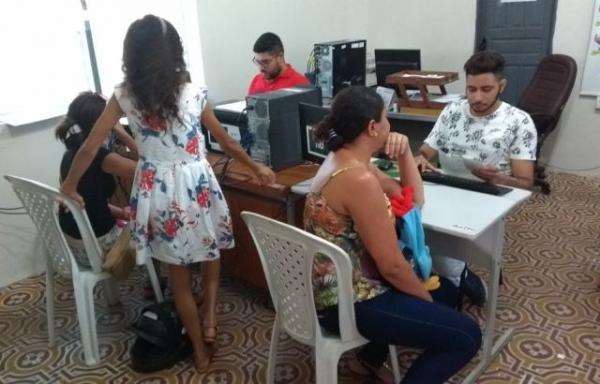 Associação de Moradores promove dia de ação social no bairro Caixa Dágua