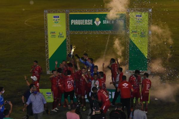 Com 4 de Julho, Picos e Altos, futebol do PI terá novos atores principais e Rivengo coadjuvante