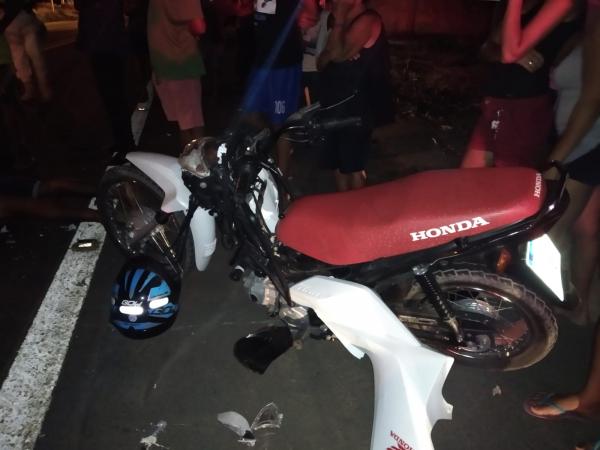 Motocicleta da v&iacute;tima.(Imagem:FlorianoNews)