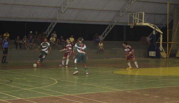 AABB derrotou o Tabajaras em jogo dif&iacute;cil e se classificou para a fina do Metropolitano de Futsal.(Imagem:Daniel Cunha)