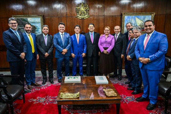 "O Piauí não pode retroceder", afirma Arcoverde ao articular por representatividade na Câmara