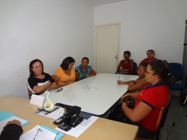 Minist&eacute;rio P&uacute;blico realiza audi&ecirc;ncia para resolver impasse do condom&iacute;nio Catumbi.(Imagem:FlorianoNews)