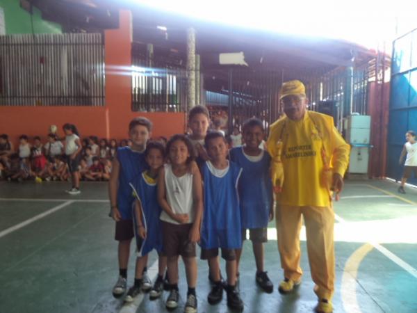 Torneio de futebol comemora anivers&aacute;rio da Escola Pequeno Pr&iacute;ncipe.(Imagem:FlorianoNews)