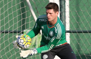 Suspensão de Jailson reabre disputa no gol do Palmeiras