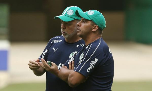 Um mês de Mano Menezes: como o treinador teve impacto positivo no estilo do Palmeiras