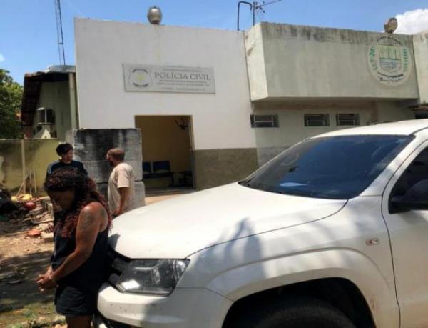 Homem é preso por se masturbar na frente de crianças no PI