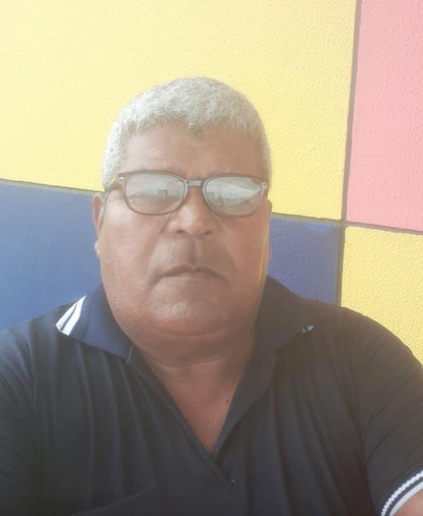 Policial é esfaqueado em parada de ônibus no Centro de Teresina
