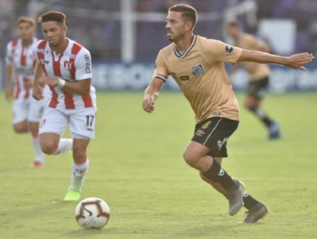Santos empata no Uruguai em estreia na Sul-Americana