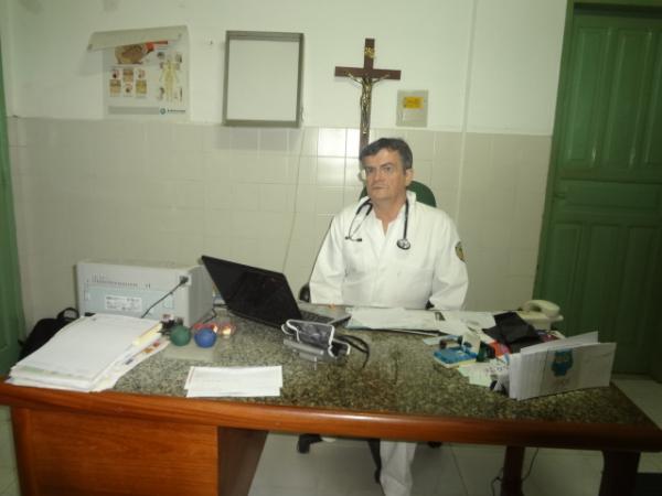 Cardiologista florianense participará de congresso em Recife