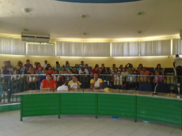 N&oacute;s estamos em estado de greve, declara presidente do SINTE Regional Floriano.(Imagem:FlorianoNews)
