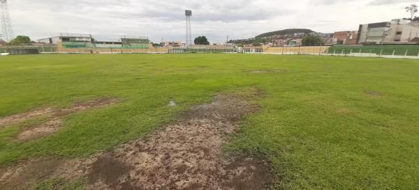 Com campo do Helvídio reprovado, Picos anuncia que jogará em Oeiras por tempo indeterminado