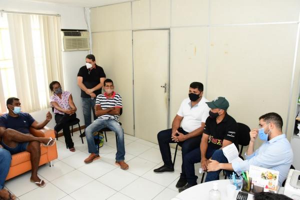 Joel recebe organizadores de eventos, músicos e donos de bares para discutir medidas de restrição