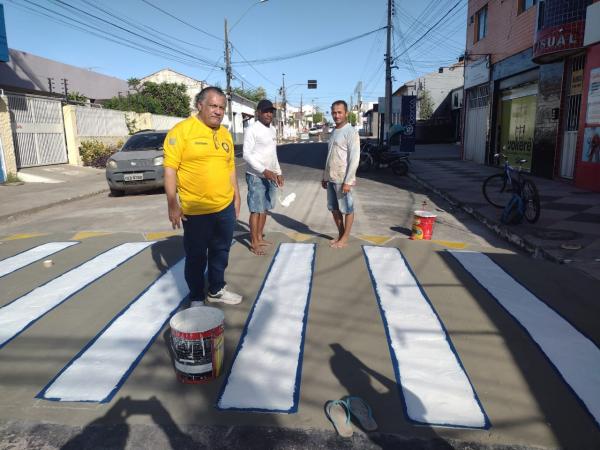 Prefeitura de Floriano intensifica trabalhos de sinalização para aumentar a segurança no trânsito