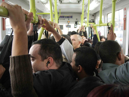 Número de passageiros cresceu, mas voos diminuíram em Teresina