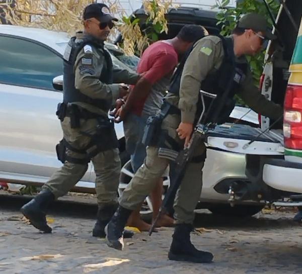Suspeito de matar marido de secretária na frente das filhas é preso no Sul do Piauí