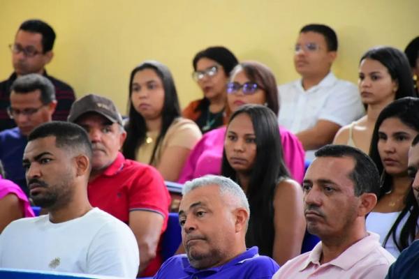  C&acirc;mara de Floriano sedia a 2&ordf; Oficina Regional do TCE sobre Folhas de Pagamento no Piau&iacute;(Imagem:CMF)