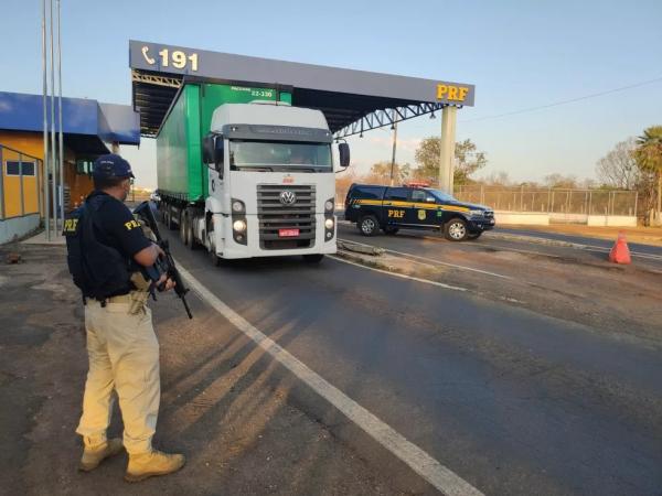 Opera&ccedil;&atilde;o nas rodovias do Piau&iacute;.(Imagem:Divulga&ccedil;&atilde;o/PRF)