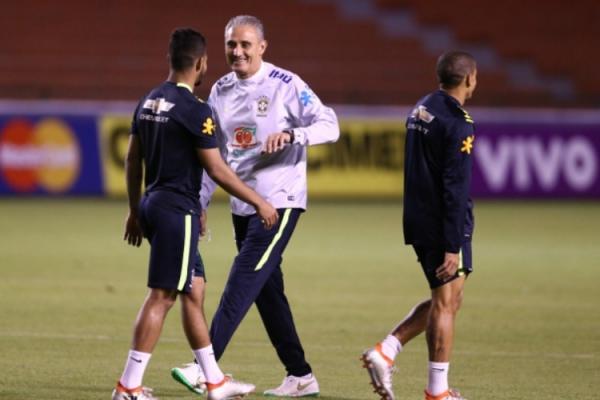 Tite mexe em todos os setores e faz 7 trocas diante da Bolívia amanhã