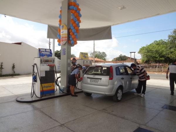 Ipiranga inaugura Posto de Combust&iacute;vel em Floriano.(Imagem:FlorianoNews)