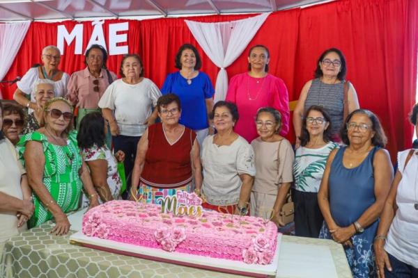Emo&ccedil;&atilde;o e alegria no Dia das M&atilde;es do grupo 60+(Imagem:Divulga&ccedil;&atilde;o)