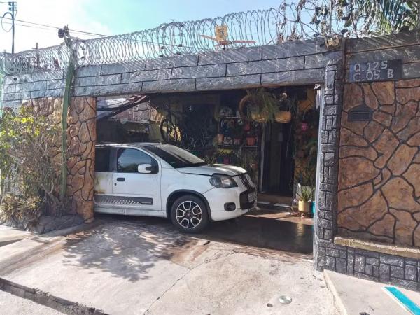 Homem ferido em incêndio de carro morre no hospital um dia após morte da companheira