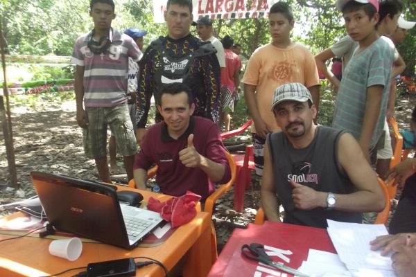 1&ordm; enduro no Povoado Santo Antonio.(Imagem:FlorianoNews)