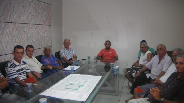 Comerciante fecham acordo com Prefeitura e deixam instala&ccedil;&otilde;es do Mercado do Cruzeiro.(Imagem:FlorianoNews)