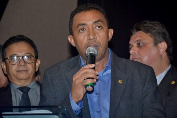Joel Rodrigues participa da solenidade de filiação ao PP em Teresina