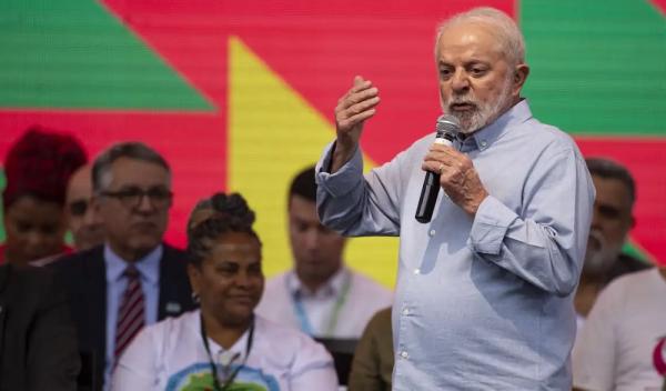 Lula diz que trabalhou em 2023 para que Brasil voltasse à normalidade