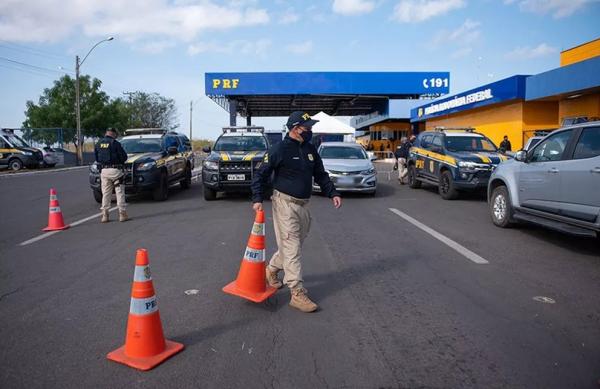 PRF intensifica fiscalização sobre uso de álcool nas estradas do Piauí
