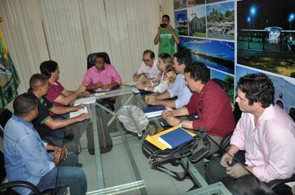 Embrapa prop&otilde;e parceria com a Prefeitura de Floriano para implanta&ccedil;&atilde;o de projetos.(Imagem:SECOM)