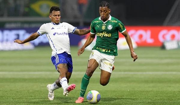 Palmeiras vence o Cruzeiro no Allianz e se mantém na vice-liderança do Brasileirão