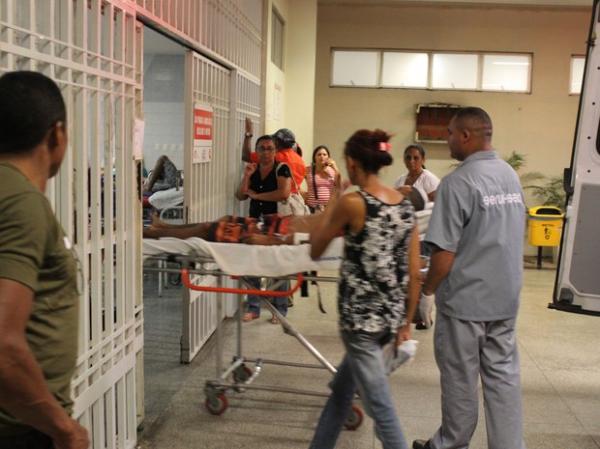 Médicos não atendem pacientes por falta de leitos e têm prisão decretada