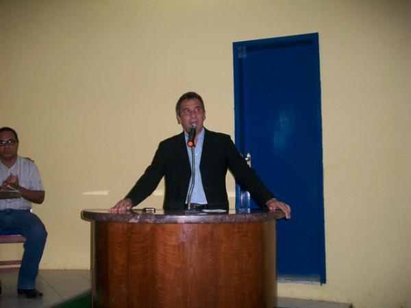 Gilberto J&uacute;nior, Prefeito de Floriano.(Imagem:FlorianoNews)