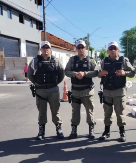 Equipe de Trânsito do 3º BPM atua na fiscalização e orientação do estacionamento em Floriano