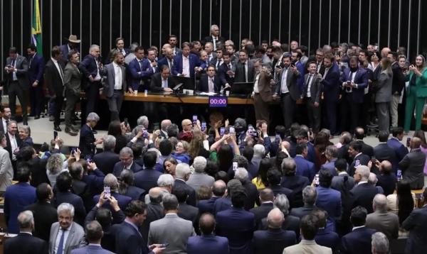 Hugo Motta preside sess&atilde;o plen&aacute;ria ap&oacute;s obstru&ccedil;&atilde;o do plen&aacute;rio da C&acirc;mara dos Deputados por parlamentares de oposi&ccedil;&atilde;o.(Imagem:BRUNO SPADA/C&Acirc;MARA DOS DEPUTADOS)