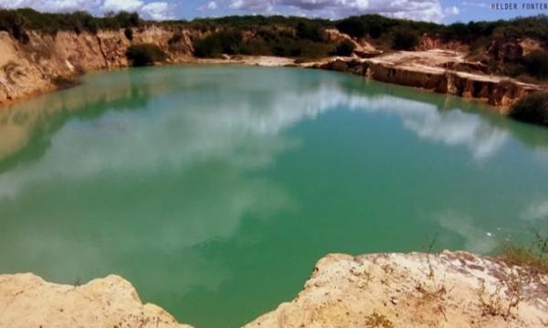 "Buraco azul" no Piauí é comparado a ponto turístico em Jericoacoara